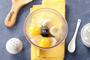 Блинчики с бананом - фото шаг 3