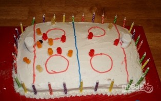 Торт с хоккейной тематикой - фото шаг 4