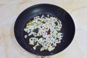 Пирог с мясом на кефире - фото шаг 6