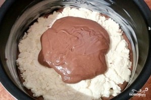 Шоколадно-творожный пирог в мультиварке - фото шаг 5