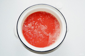 Томатный сок в соковыжималке на зиму - фото шаг 5