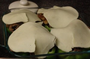 Перец, фаршированный мясом и грибами - фото шаг 9
