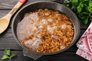 Жареные макароны - фото шаг 5