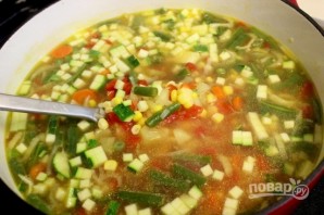 Суп на овощном бульоне - фото шаг 8
