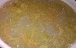 Суп с рисом с поджаркой на сливочном масле - фото шаг 4