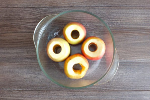 Яблоки запеченные в духовке со сметаной - фото шаг 2