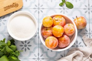 Варенье из желтых слив - фото шаг 1