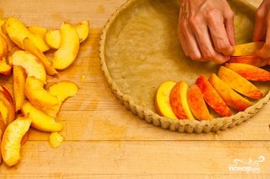 Песочный пирог с персиками - фото шаг 7