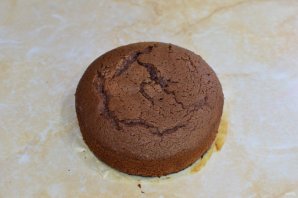 Шоколадный слоеный торт - фото шаг 7