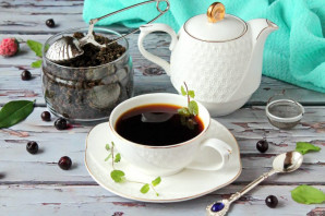 Чай из листьев малины и смородины на зиму - фото шаг 7
