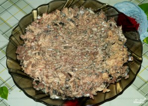 Рыбный салат из консервов с рисом - фото шаг 5