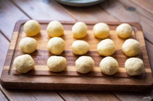 Картофельные шарики в соусе - фото шаг 6