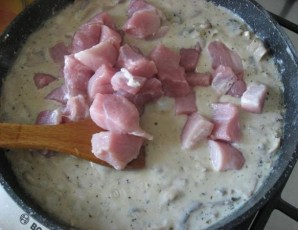 Свинина в молоке на сковороде - фото шаг 5