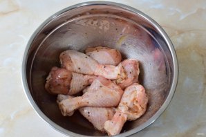 Куриные голени в соевом соусе в духовке - фото шаг 4