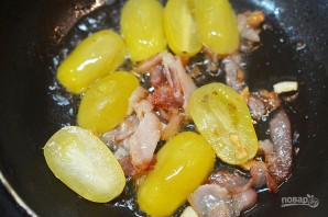 Салат из макарон с брокколи, фетой и беконом - фото шаг 6