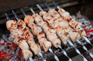 Шашлык свиной на кефире - фото шаг 9