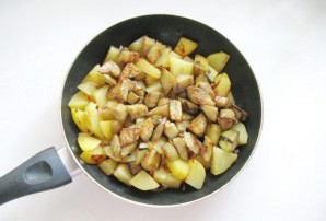 Жареный картофель со вкусом грибов - фото шаг 7