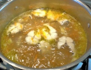 Рыбный суп со скумбрией - фото шаг 5