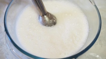 Молоко из кокоса - фото шаг 7
