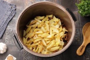 Азу по-татарски в мультиварке - фото шаг 10