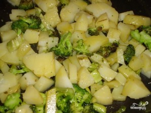 Картофель с брокколи - фото шаг 7