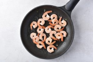 Полента с сыром и креветками - фото шаг 6