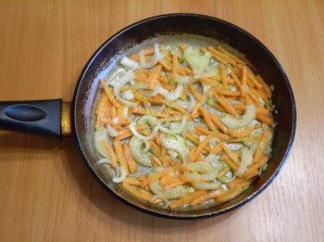 Рыбный суп с плавленым сыром - фото шаг 7