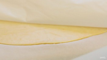 Сырные крекеры на масле - фото шаг 4