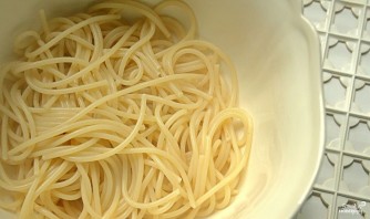 Спагетти с сыром - фото шаг 1