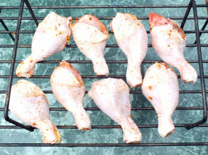 Куриные голени горячего копчения - фото шаг 4