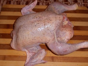 Курица, фаршированная гречкой - фото шаг 3