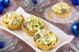 Закуска "Тарталетки с сельдью" на Новый год 2026 - фото шаг 5