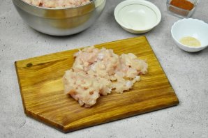 Рулет из куриной грудки с паприкой - фото шаг 2