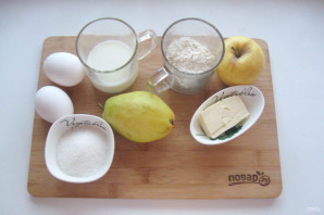 Пирог "Невидимка" из яблок и груш - фото шаг 1