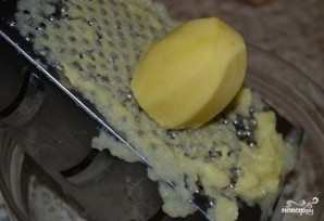 Картофляники из сырой картошки - фото шаг 4