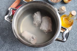 Чечевичный суп с мясом