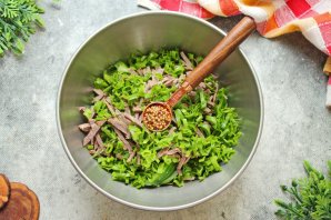Салат мясной ассорти - фото шаг 10