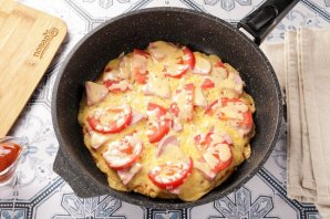 Быстрая пицца на сковороде - фото шаг 14