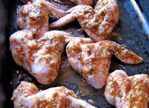 Куриные крылышки в томатном соусе - фото шаг 6