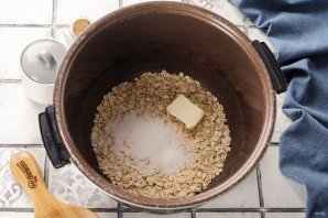 Овсяная каша в мультиварке - фото шаг 4