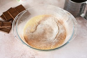 Шоколадные кейк-попсы - фото шаг 4
