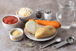 Суп картофельный с пшеном и квашеной капустой - фото шаг 1