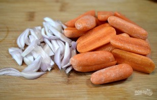 Морковь, томленная в сливках - фото шаг 1