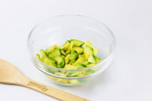 ПП салат с авокадо - фото шаг 2