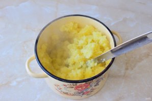 Тесто на пирожки с картошкой - фото шаг 6