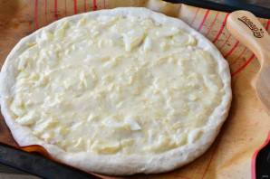 Белая пицца - фото шаг 9