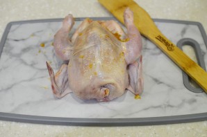 Курица, запеченная в беконе - фото шаг 4