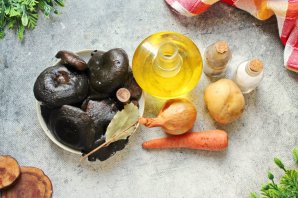 Суп с груздями - фото шаг 2