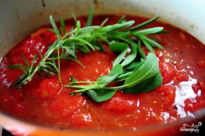 Куриные ножки в томатном соусе в духовке - фото шаг 7