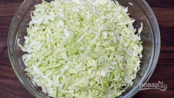 Салат из свежей капусты и огурца - фото шаг 1